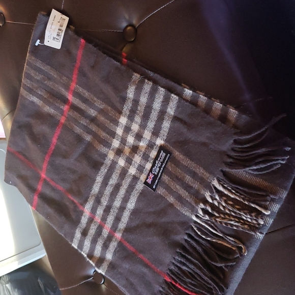 Cashmere collection scarf NWT - Picture 1 of 6